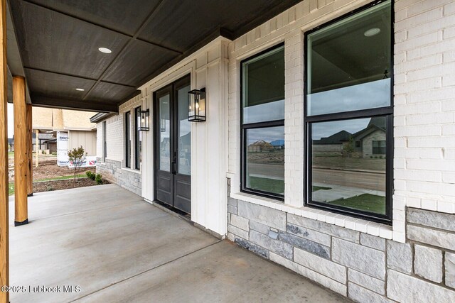 7450 55th St, Lubbock, TX 79407 - view of porch