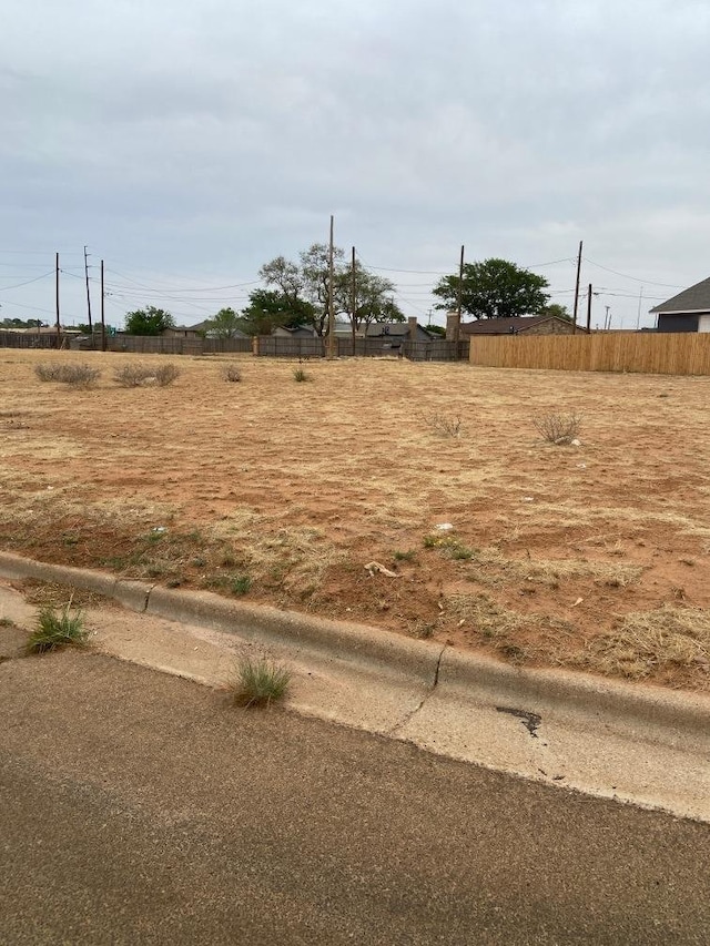 Listing photo 2 for 3504 E Cornell St, Lubbock TX 79403