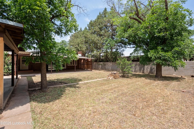 2005 32nd St, Lubbock, TX 79411 - view of yard with a patio