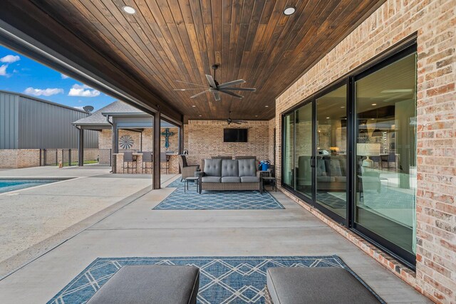 7733 46th St, Lubbock, TX 79407 - view of patio / terrace featuring outdoor lounge area and ceiling fan