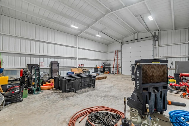 7733 46th St, Lubbock, TX 79407 - garage featuring metal wall