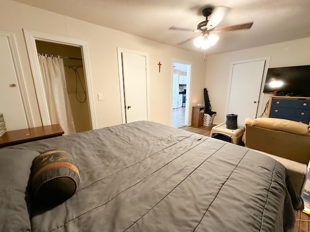 bedroom featuring ceiling fan