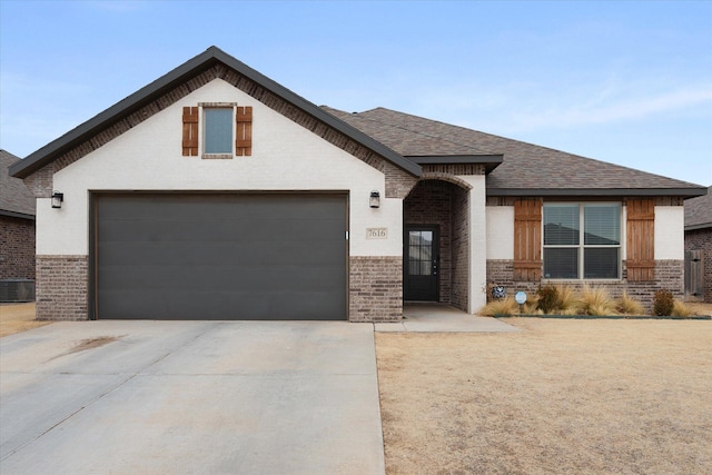 view of front facade with a garage