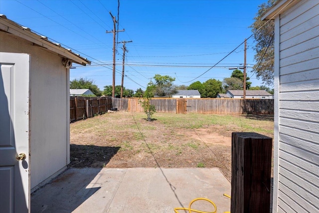 view of yard with a patio