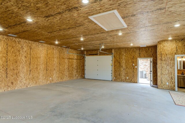 7726 46th St, Lubbock, TX 79407 - garage featuring a sink