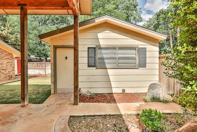 view of outbuilding