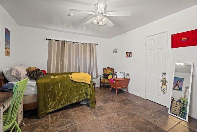 bedroom featuring ceiling fan