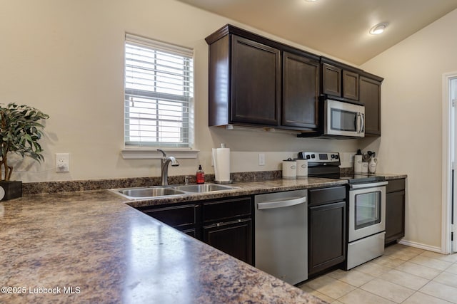 9305 Ridgely Ave, Lubbock, TX 79424 - photo 16