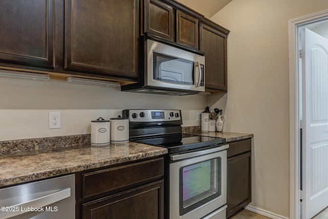 9305 Ridgely Ave, Lubbock, TX 79424 - photo 17