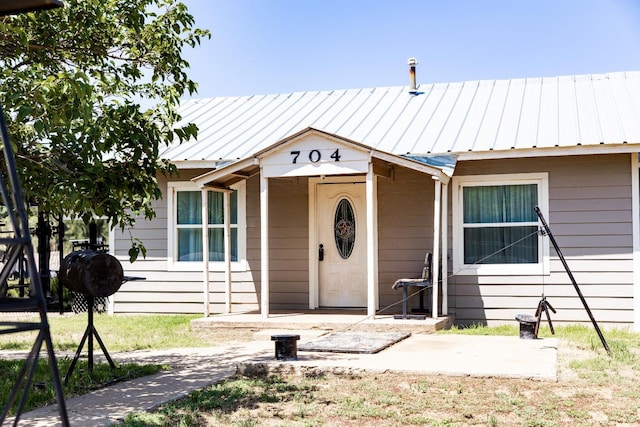 view of front of house