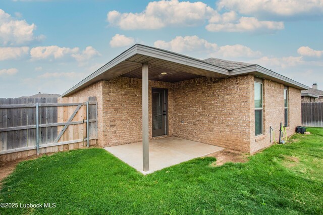 7314 29th St, Lubbock, TX 79407 - view of patio / terrace