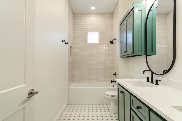 4610 138th Pl, Lubbock, TX 79424 - full bath with double vanity, tub / shower combination, and recessed lighting