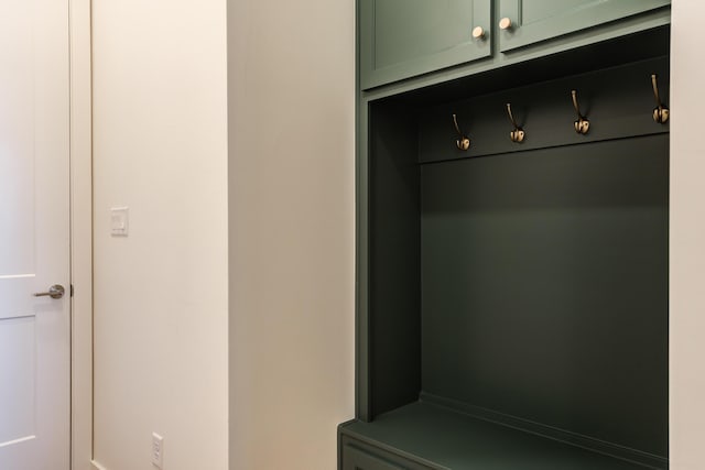 4610 138th Pl, Lubbock, TX 79424 - view of mudroom