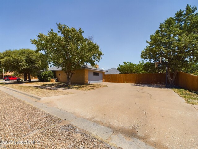 3419 101st St, Lubbock, TX 79423 - view of yard