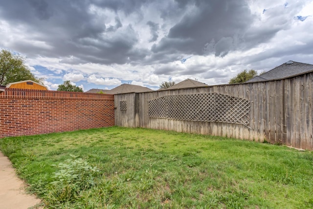 4107 101st St, Lubbock, TX 79423 - view of yard