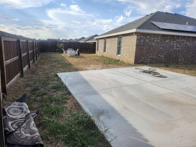 view of yard with a patio area