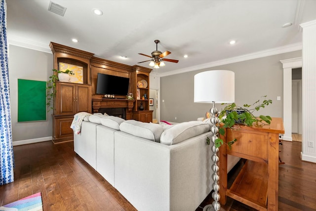 9214 York Pl, Lubbock, TX 79424 - living room featuring dark wood-type flooring, a ceiling fan, visible vents, and recessed lighting