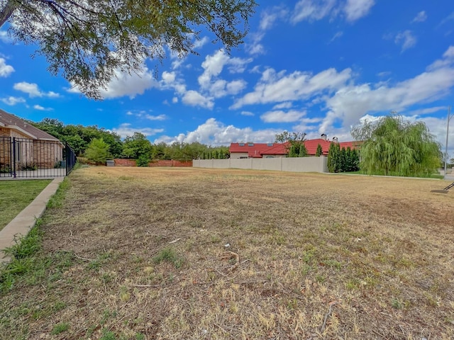 Listing photo 3 for 1910 Aberdeen Ave, Lubbock TX 79407