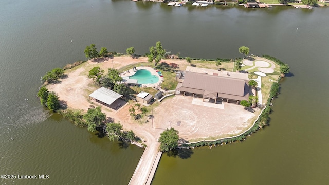 8 W Canyonview Dr, Ransom Canyon, TX 79366 - aerial view of property's location featuring a nearby body of water and a pool area