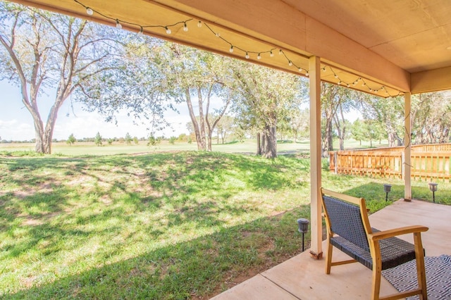 view of yard featuring a patio