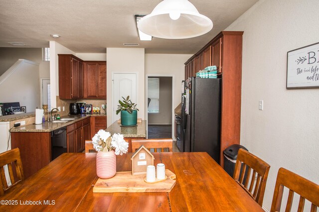 606 N 8th St, Wolfforth, TX 79382 - photo 17