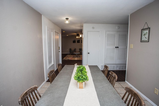 dining room with light tile patterned floors