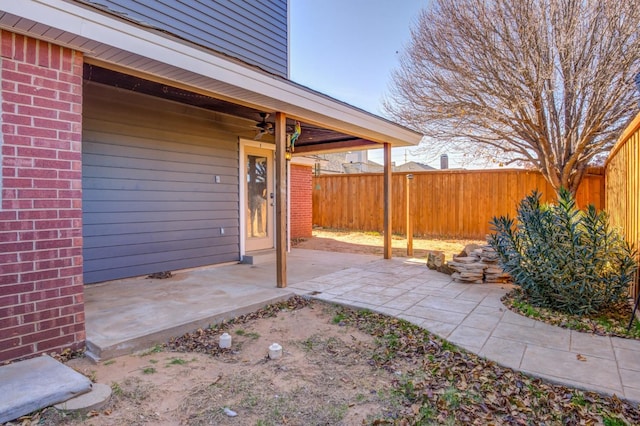 view of patio with ceiling fan