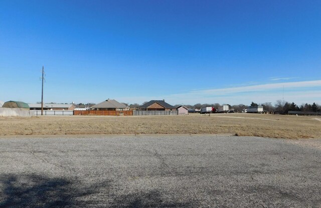 911 W 14th, Muleshoe, TX 79347