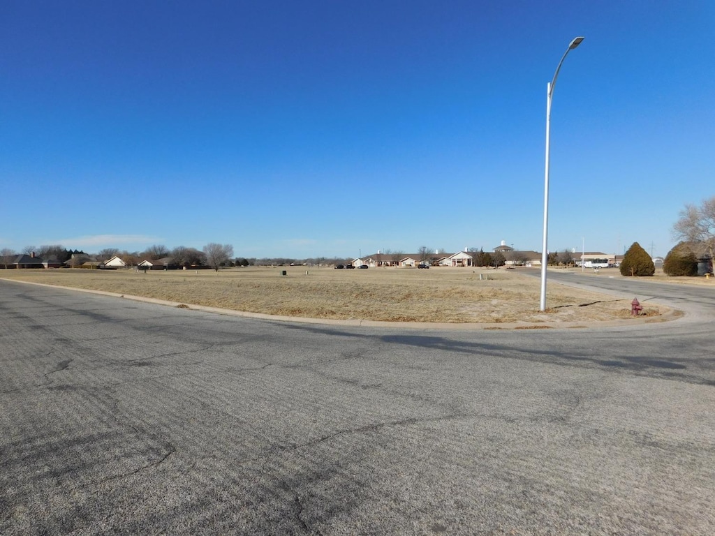 911 W 14th, Muleshoe, TX 79347