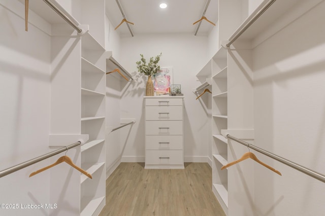 3817 128th St, Lubbock, TX 79423 - spacious closet featuring light wood finished floors