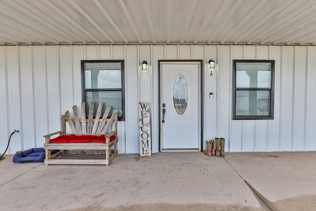 view of property entrance