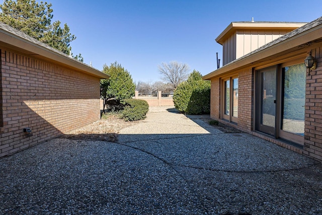 view of yard featuring a patio area