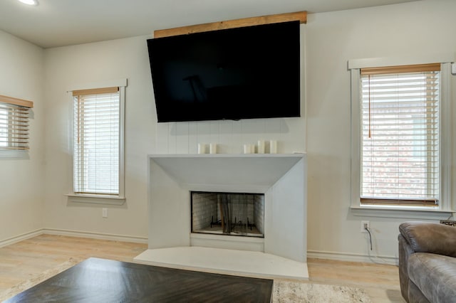 3713 128th St, Lubbock, TX 79423 - living area featuring wood finished floors and baseboards
