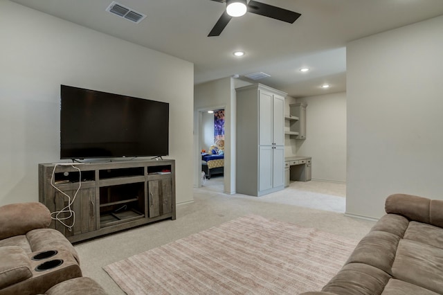 3713 128th St, Lubbock, TX 79423 - living area featuring light carpet, ceiling fan, and recessed lighting