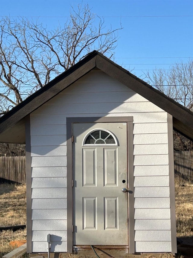 view of outbuilding