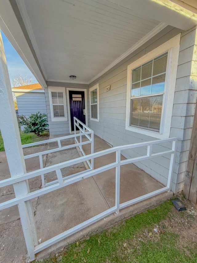 view of entrance to property