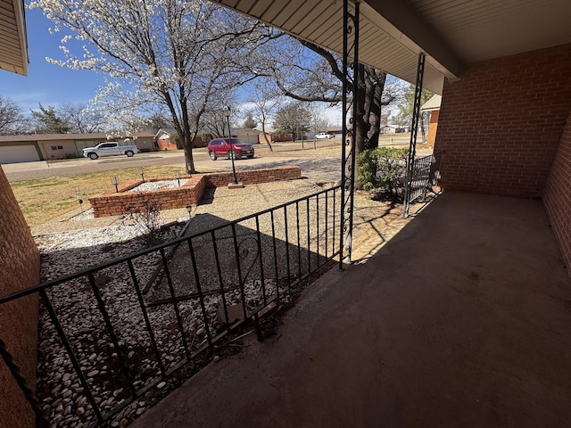 1304 Floydada, Plainview, TX 79072 - photo 7