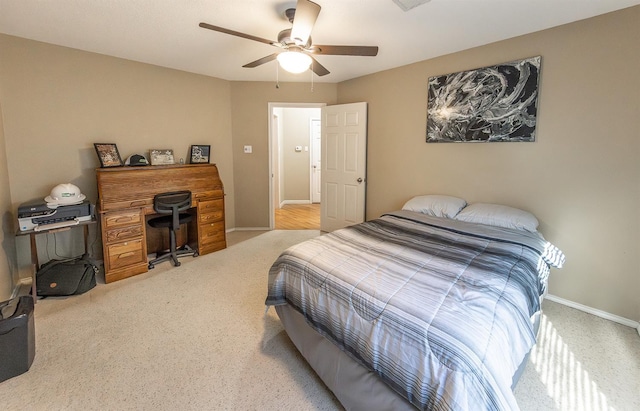 bedroom with ceiling fan