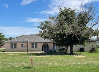 7006 N County Rd 1600, Shallowater, TX 79363 - photo 1