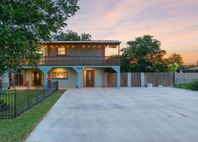 1213 N N Ave Unit B, Denver City, TX 79323