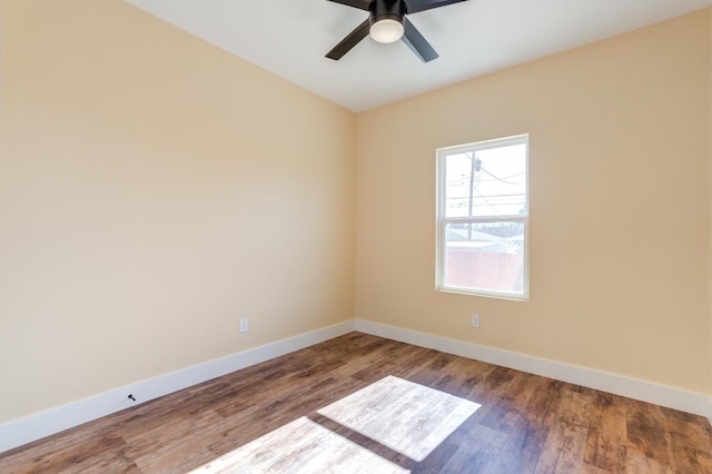 unfurnished room featuring wood-type flooring and ceiling fan