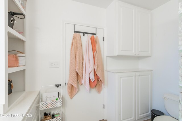 3014 25th St, Lubbock, TX 79410 - bathroom with toilet