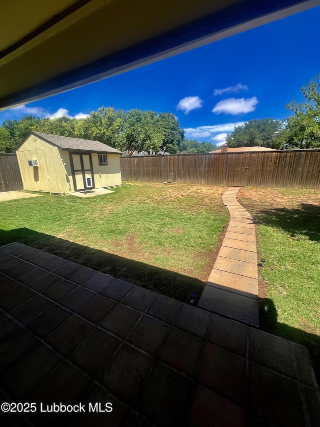 5226 92nd St, Lubbock, TX 79424 - view of yard featuring an outbuilding