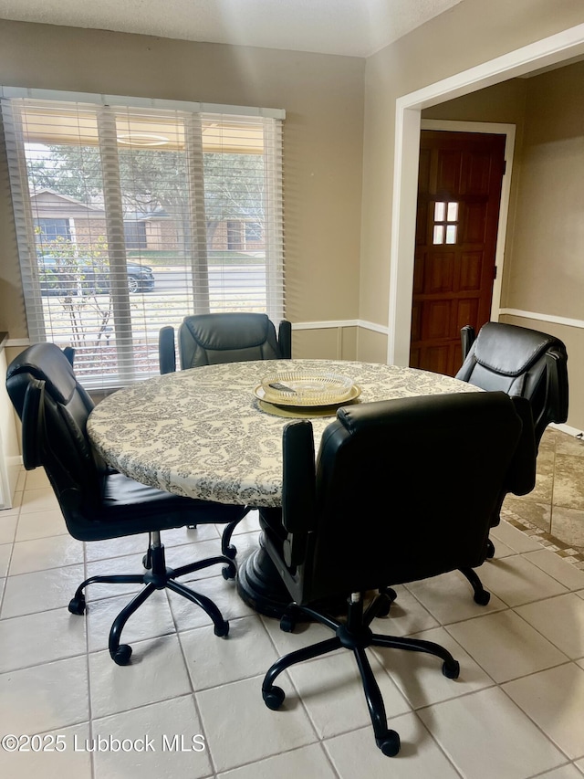 5226 92nd St, Lubbock, TX 79424 - view of tiled dining area