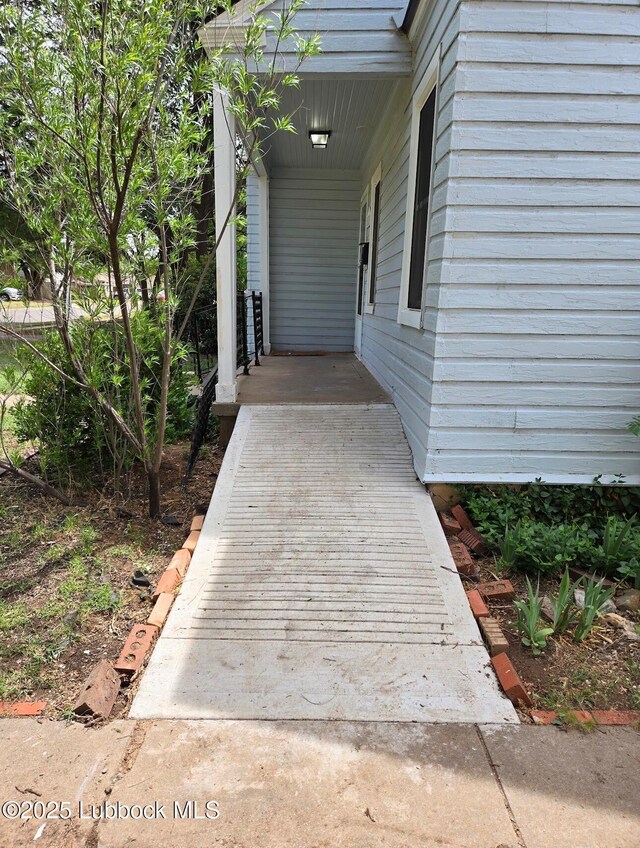 2413 25th St, Lubbock, TX 79411 - exterior view