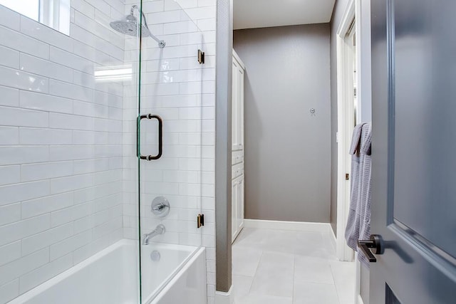 4821 119th Pl, Lubbock, TX 79424 - full bath with shower / bath combination with glass door, tile patterned flooring, and baseboards