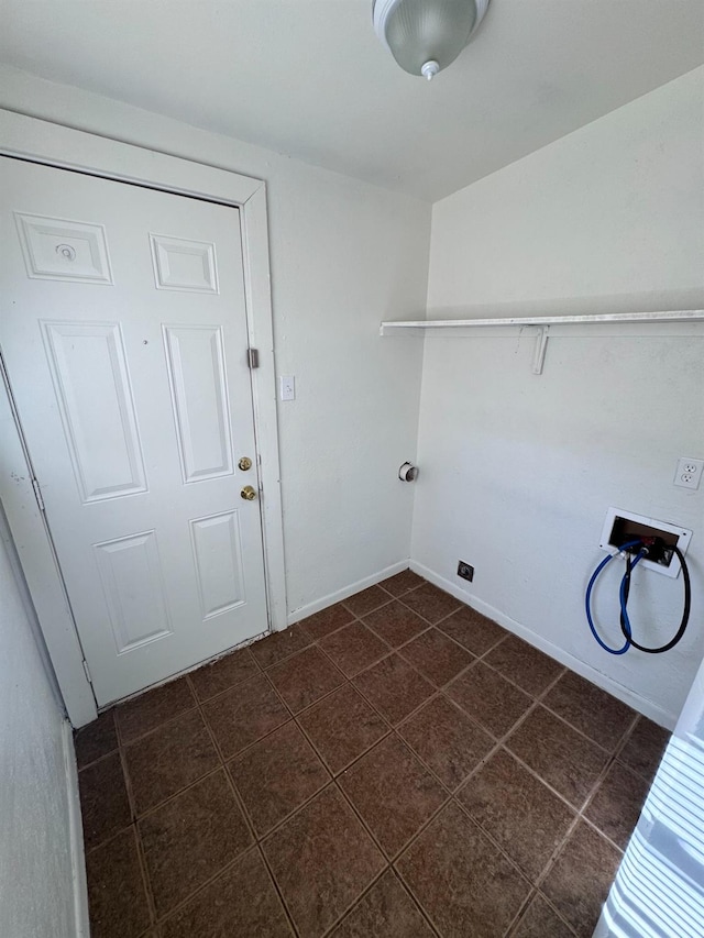 laundry room with washer hookup