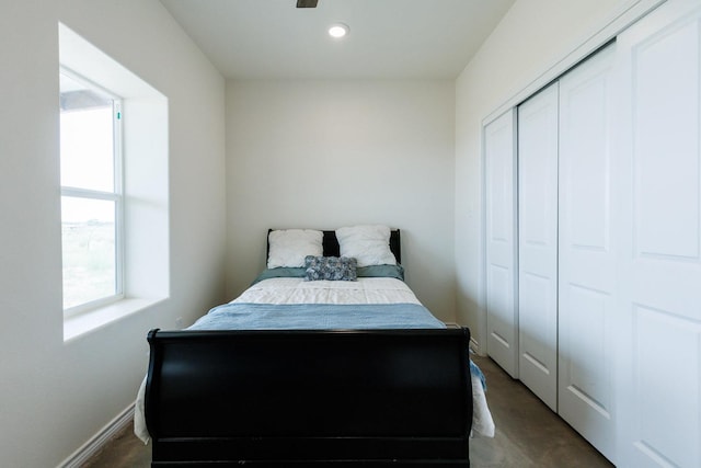 bedroom featuring a closet