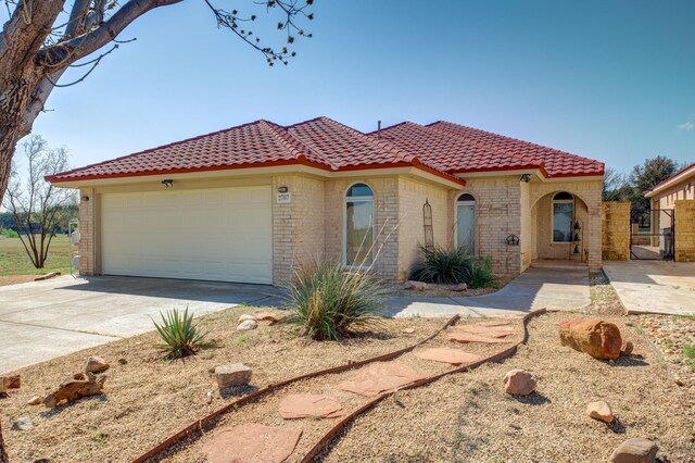 2707 Regis St, Lubbock, TX 79415 - photo 1