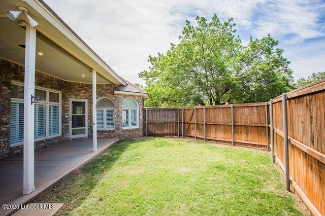 5110 1st Pl, Lubbock, TX 79416 - view of yard with a patio
